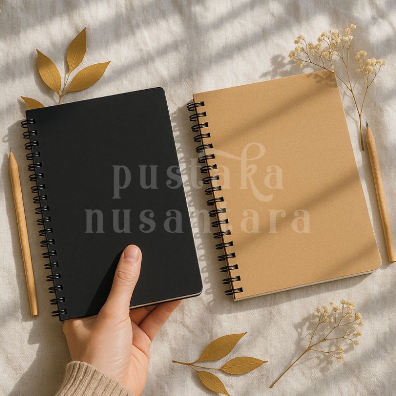 

Notebook Journal A6 50 Lembar Buku Saku Polos Spiral Cover Hitam dan Coklat Buku Catatan Diary Mini