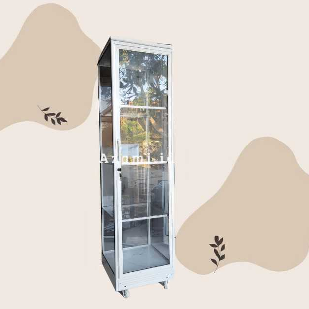 Lemari hiasan kaca/ lemari tas boneka