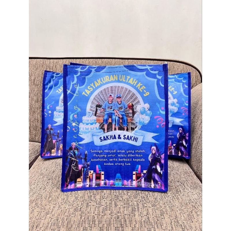 

Goodiebag Anak ulang tahun / Nasi Bento/ Spundbund BEBAS TEMA APAPUN