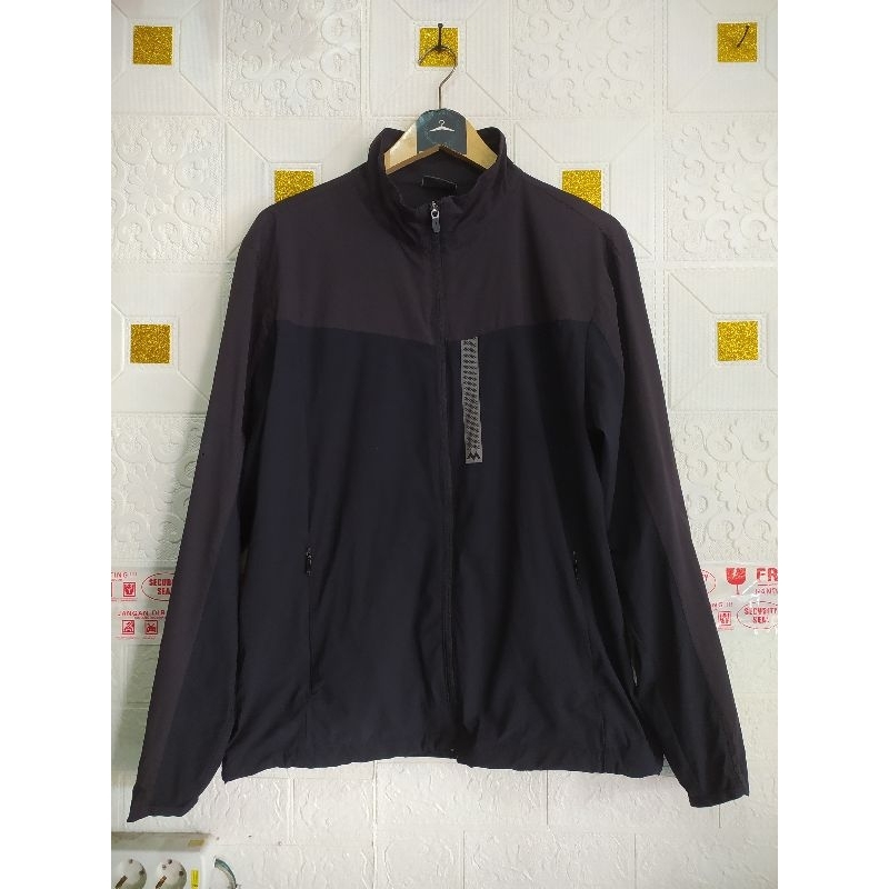 jaket olahraga m limited