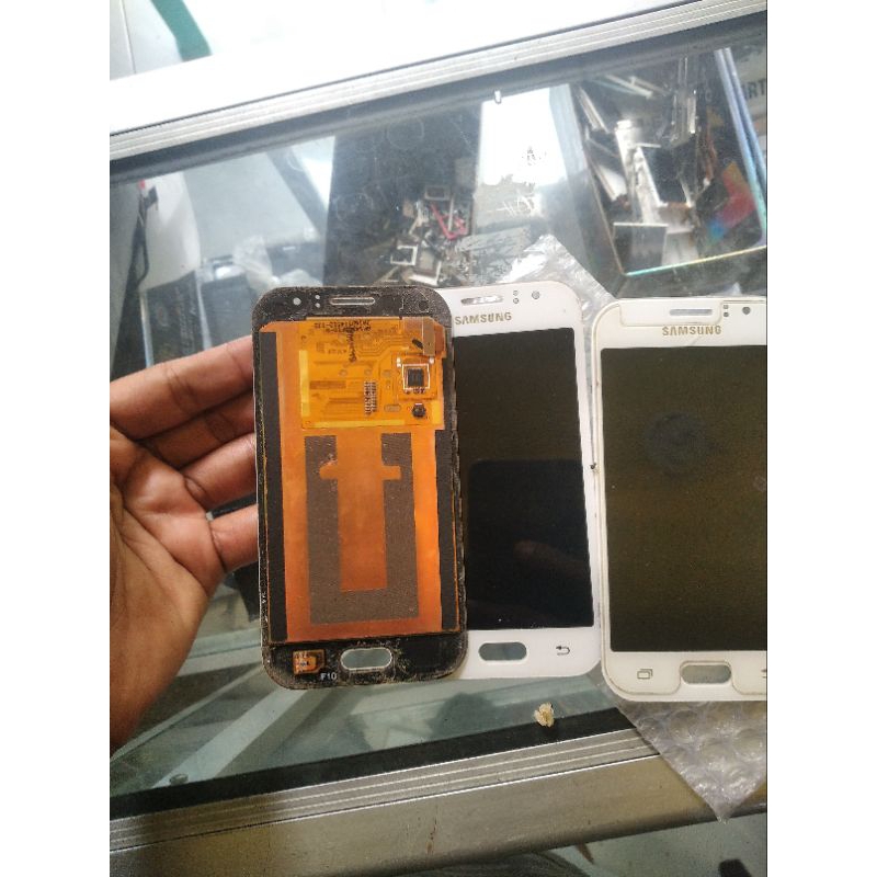 lcd Samsung j111f ORI copotan