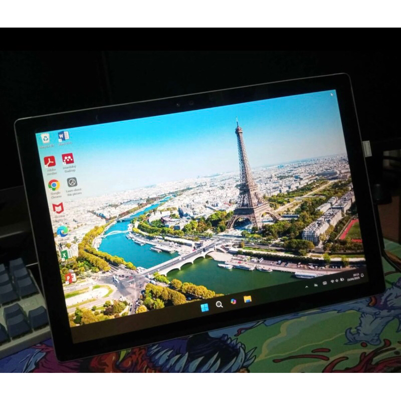 Microsoft Surface 4 Pro second