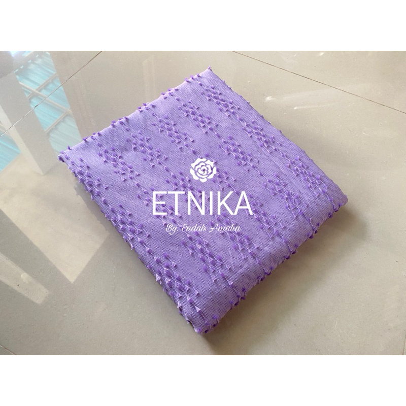 Tenun bulu | Kain tenun sulam bulu warna ungu muda
