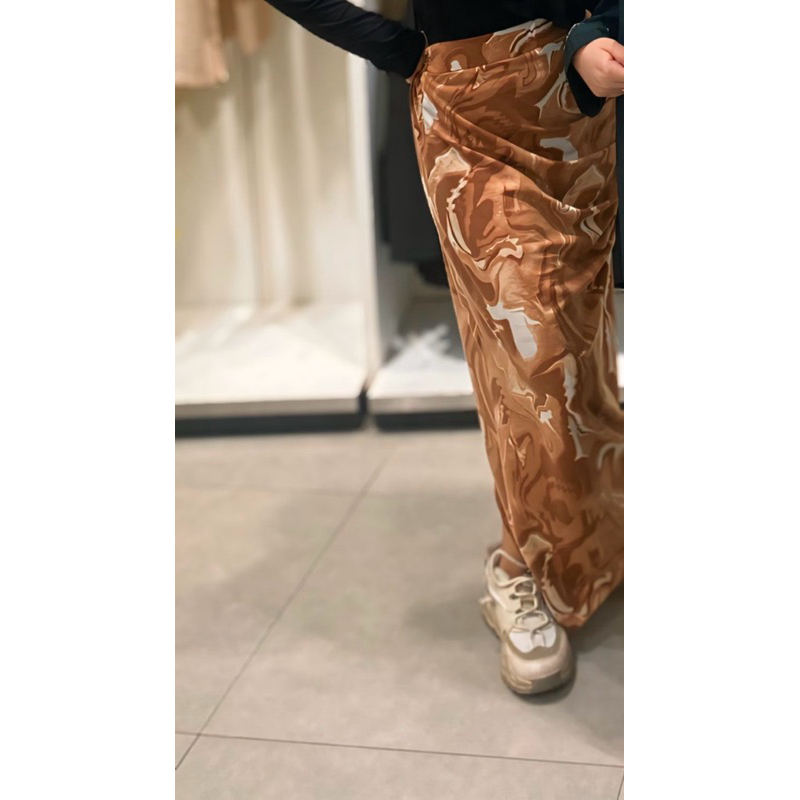 Rok Marble Span Preloved