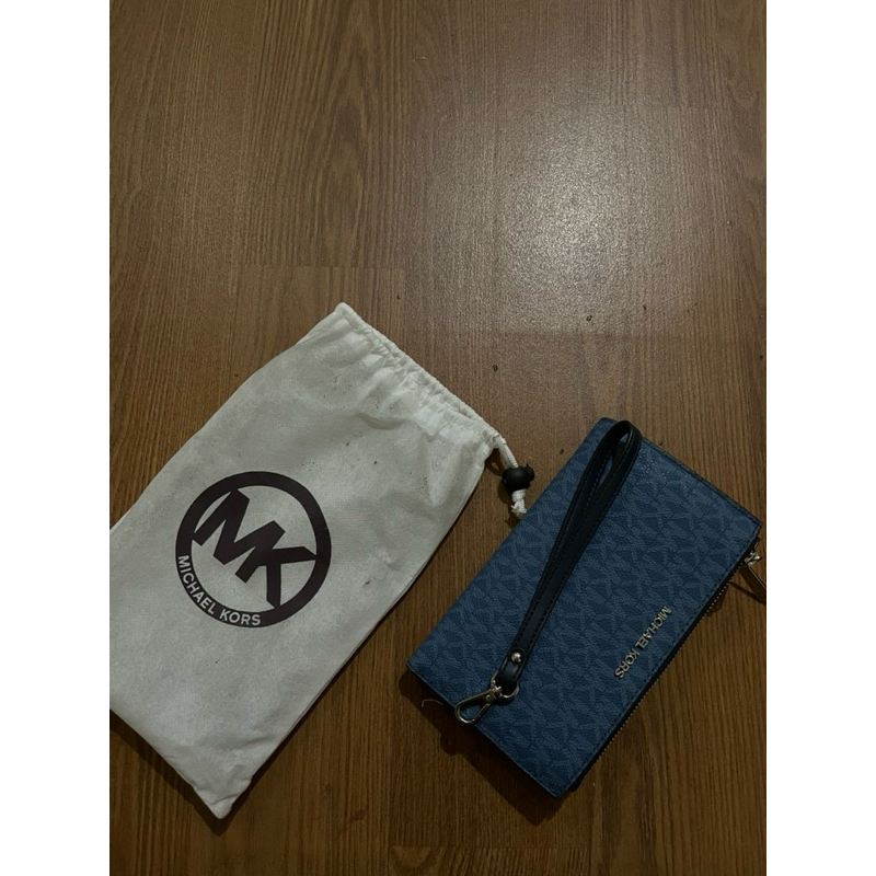 preloved dompet MK Jet Set Signature Double Zip Wristlet