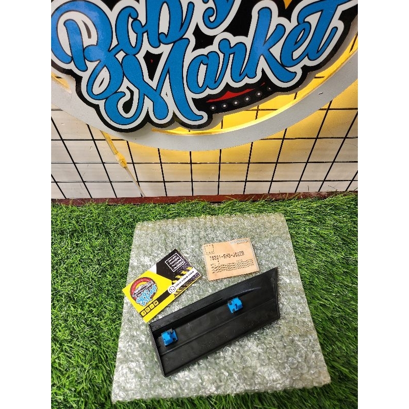 Body molding lis body Fender kiri Civic Nouva nova SH3 Original Honda Nos