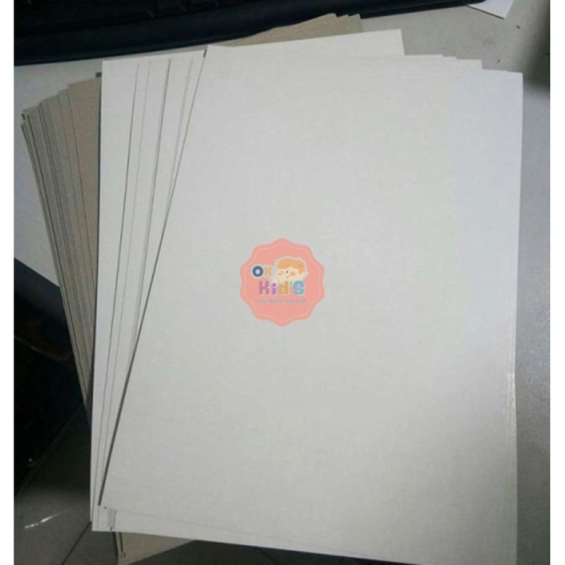 

KERTAS DUPLEK RIJEKAN TEBAL 1KG UKURAN 35 X 55