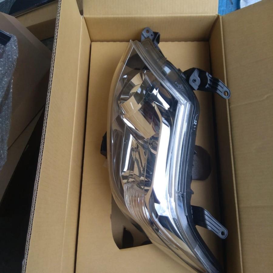 headlamp / lampu depan fortuner 2011 2012 2013 2014 ori