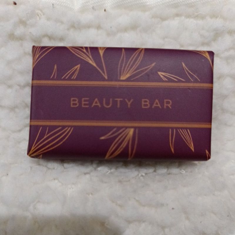 NU AMOOREA BEAUTY BAR BB 25 GRAM (BUKAN PLUS BAR) Sabun wajah mencerahkan menghilangkan jerawat dan 