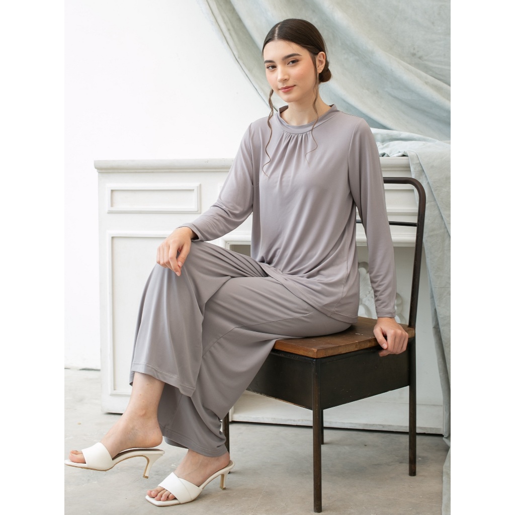 CHEVAL - Clara Top - Atasan Kaos Polos Jersey Banyak Warna Kerah Tinggi Lengan Panjang