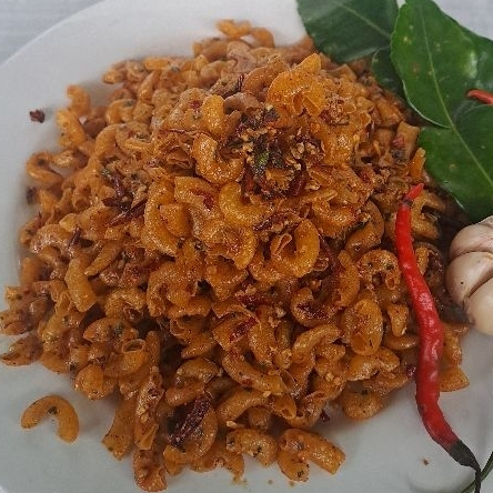 

Makaroni Cikruh, Makaroni kriuk,makaroni viral, Kemasan Pouch pedas daun jeruk Cikruh enak gurih bumbu melimpah dan bikin nagih dan pasti ketagihan