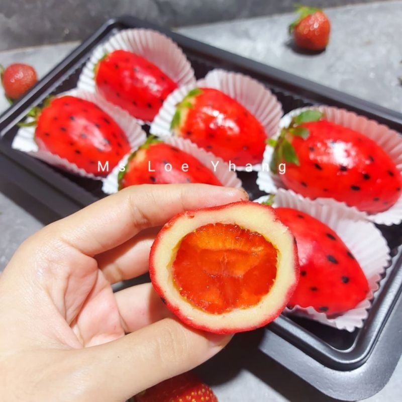 

Lukchup Strawberry Viral 6pcs Ms Loe Yhang