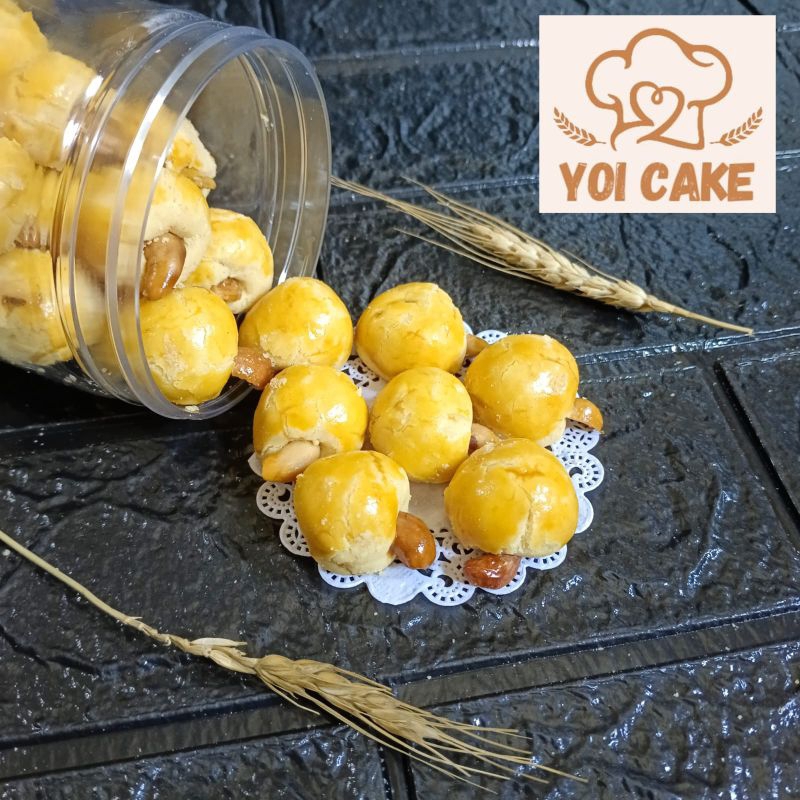

Kue kering Premium Spesial Lebaran Nastar Mede Toples 600ml Berat Produk -+410gr Beli 1 toples gratis 1 pouch Kue Kering Cokelat Ceria