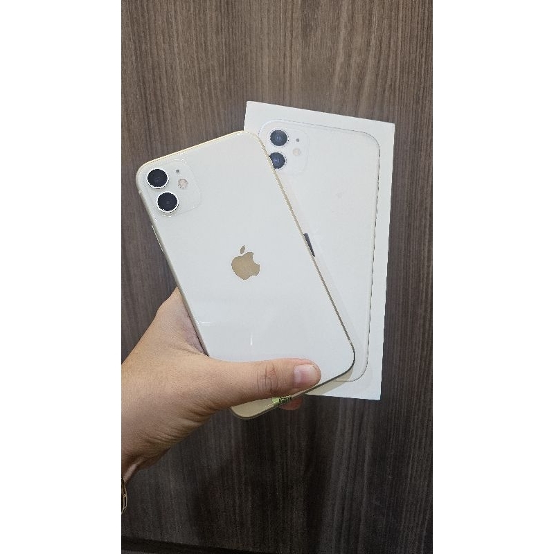 Iphone 11, 128 Gb, Ibox, bh 90%, garansi Ibox habis, seken, putih
