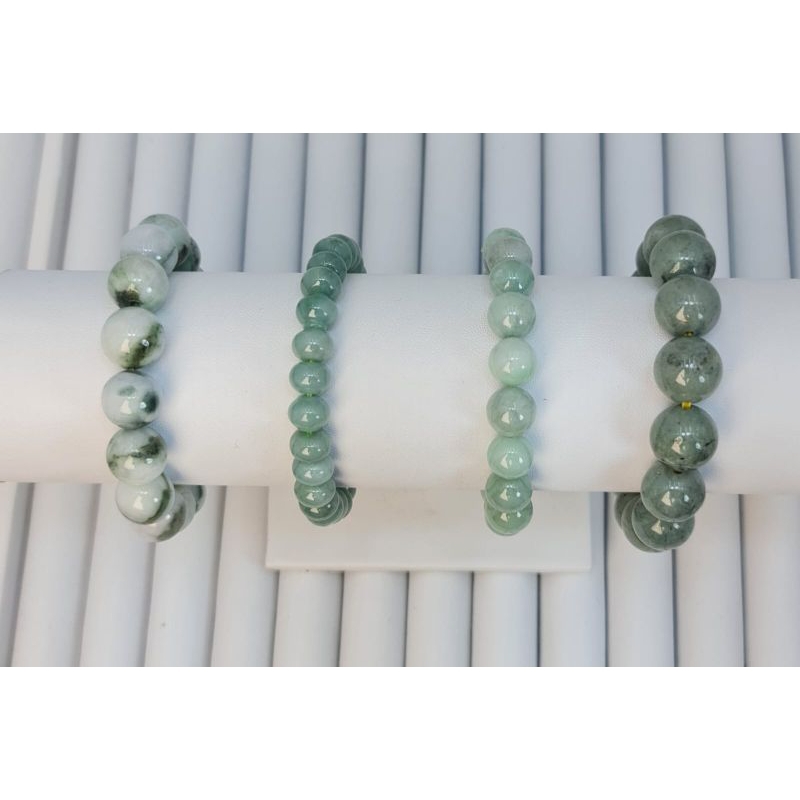 Giok Asli Grade A gelang giok butir besar bercorak.