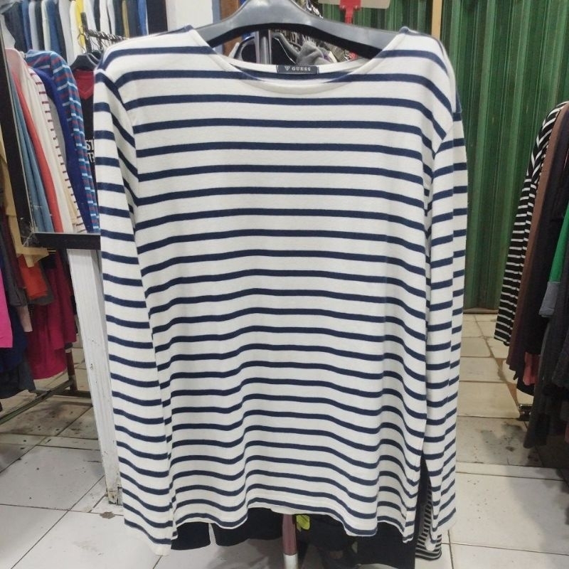 Atasan Wanita Salur Guess lengan panjang