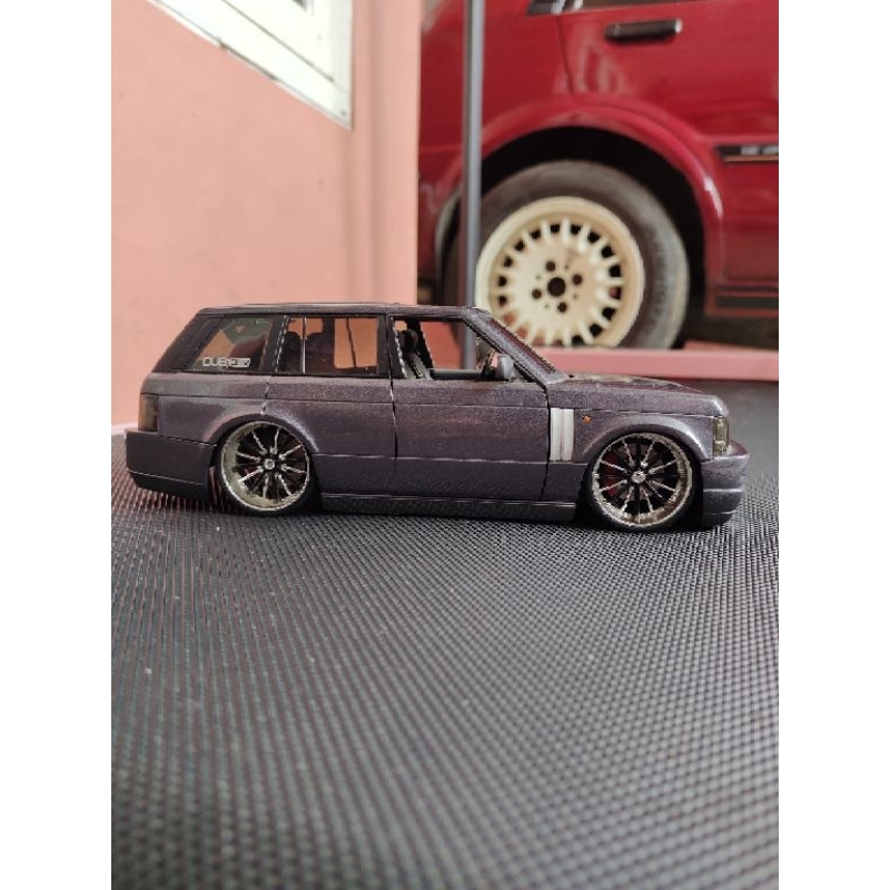 jada 1:24 range Rover dub city