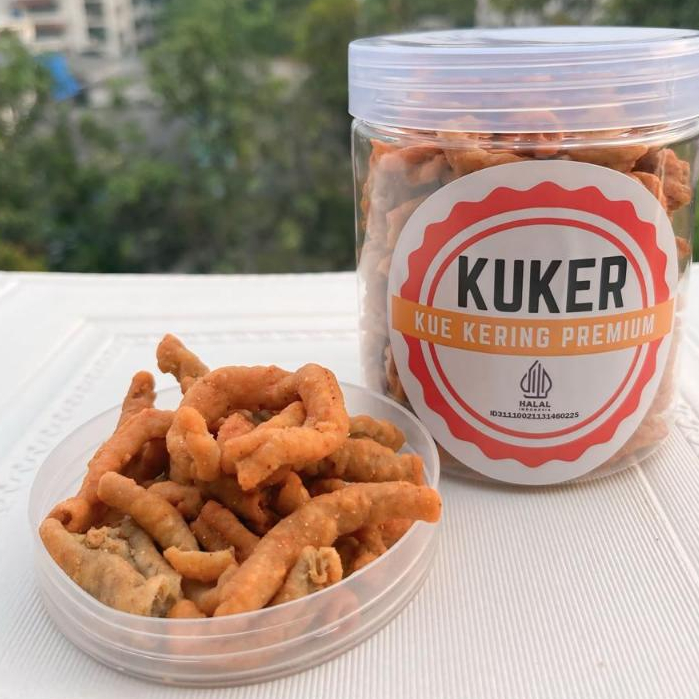 

Kripik Usus balado pedas manis/Usus Krispi BaladoTersedia : Toples jar 400ml Toples jar 600ml Toples jar 750ml Toples jar 1000ml -Harga yang sesuai dengan varian rasa. -Produk halal. -Diproduksi setiap hari untuk kesegaran terbaik. Cara Menikmati: