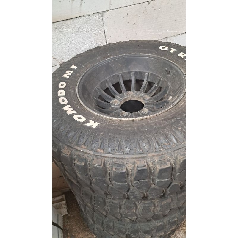 1 set 4pc ban 31 mt velg jimny taft cj willys ring 15 lebat 9,5 inch bekas copotan layak pakai blom 