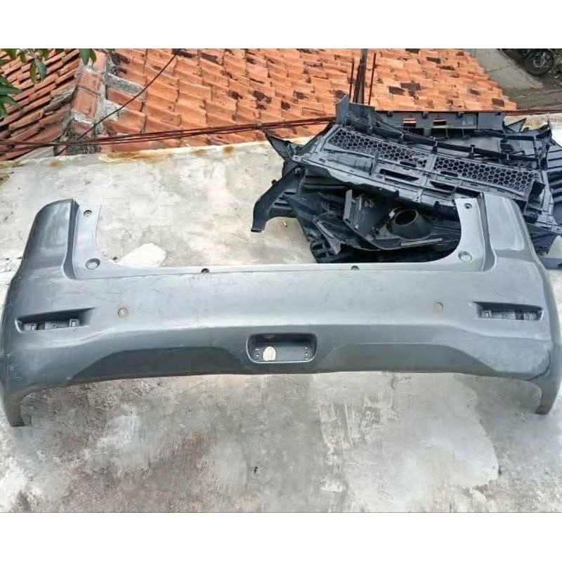 Bumper bemper belakang mobil Suzuki Ertiga 2012 2013 2014 2015 Original
