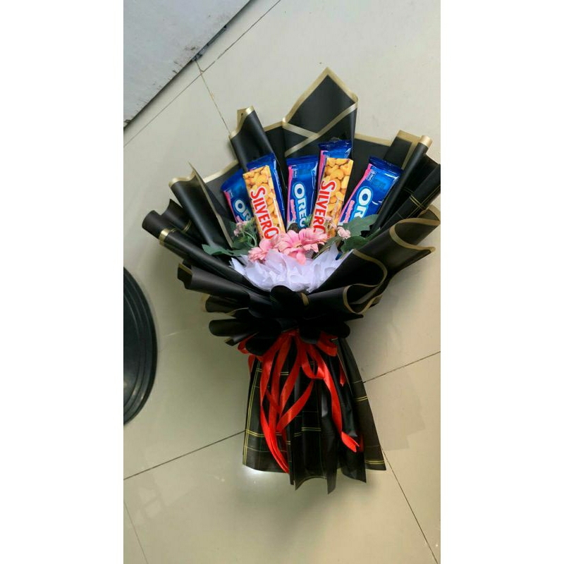 

buket snack buket silverqueen buket ulang tahun