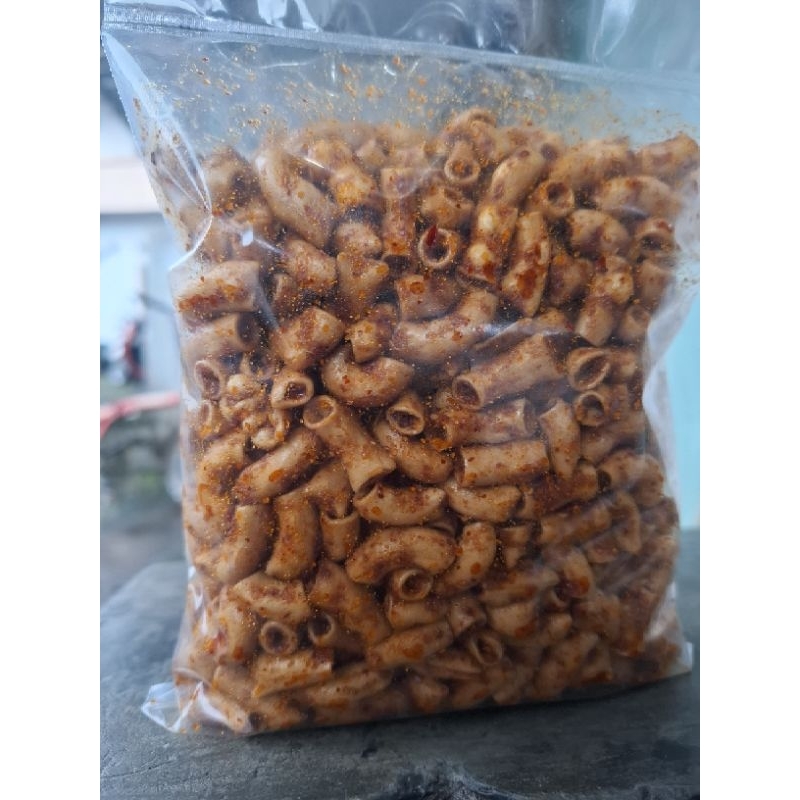 

MAKRONI PEDAS DAUN JERUK 250grm SS snack&food Makroni Bantat makanan ringan snack Jajanan Viral