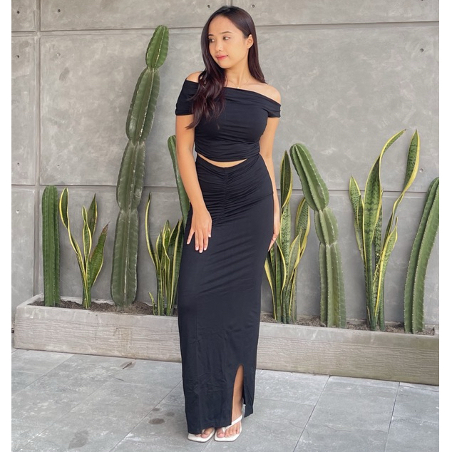 SANIA SETELAN ONE SET TOP  | SANIA VIRAL  | BAHAN SPANDEX SETELAN WANITA KEKINIAN | BY MIANABALI