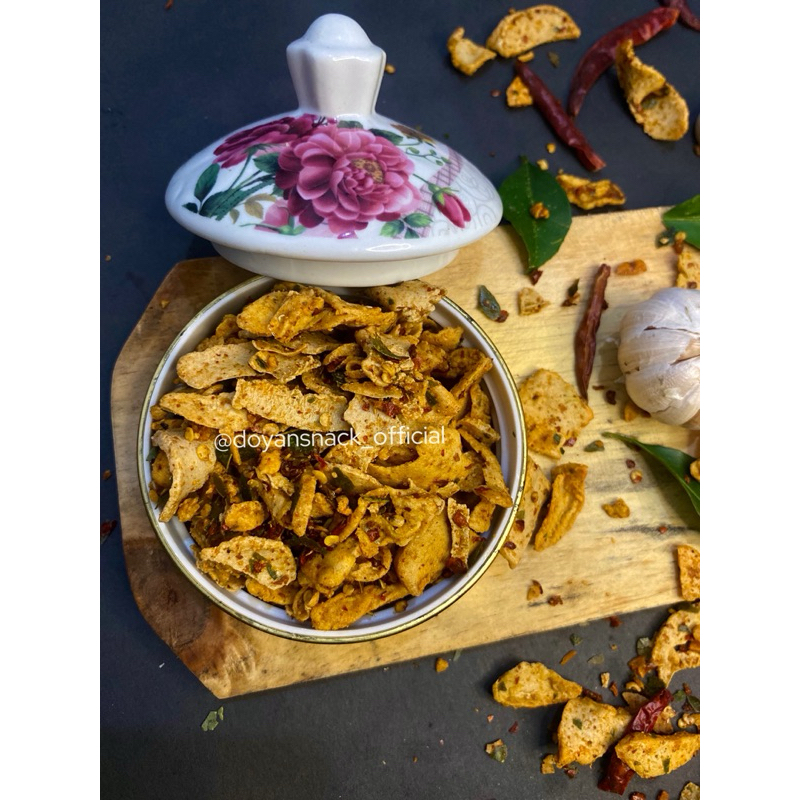 

Basreng Pedas Daun Jeruk Viral Original Bumbu Melimpah 250