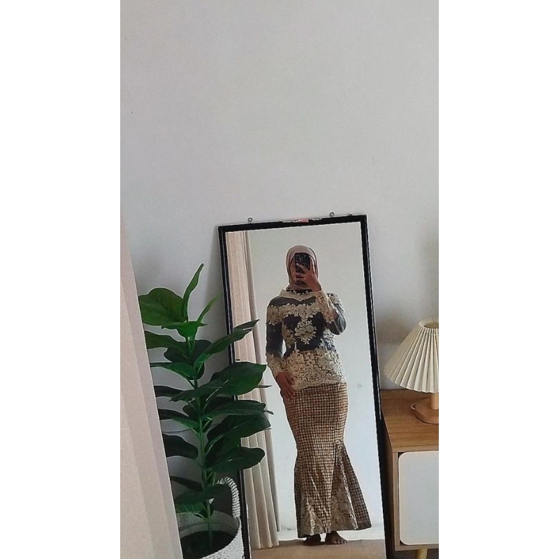 [PRELOVED] One Set Kebaya