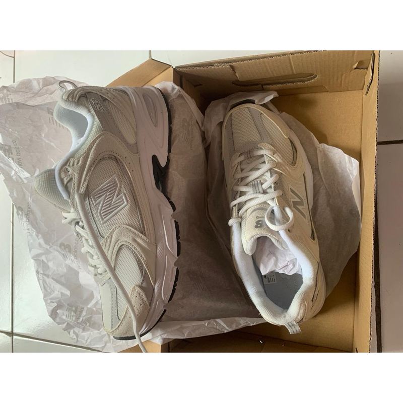 sepatu NB 530