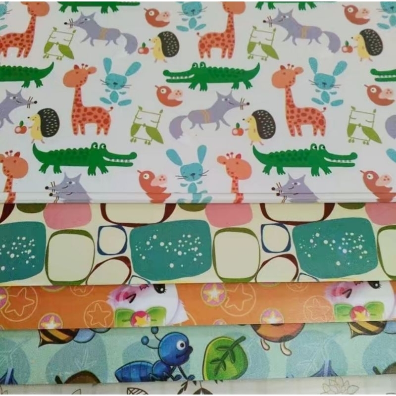 

Eceran KERTAS KADO SIDU / KIKY motif Cartoon / Batik