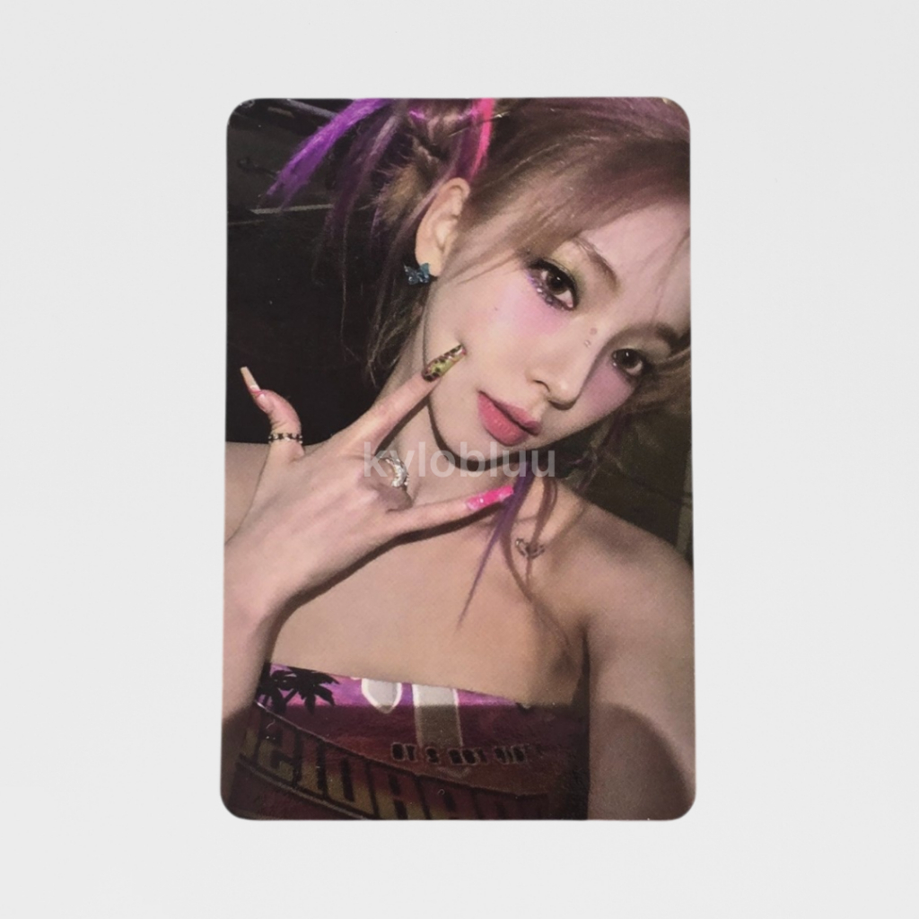 [READY] PHOTOCARD PC OFFICIAL AESPA KARINA ALBUM MY WORLD MW SPICY SMINI