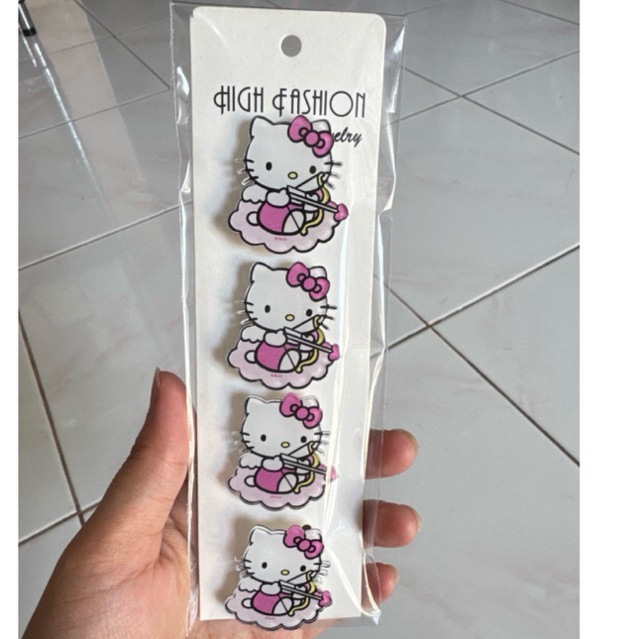 BROS HELLOKITTY / BROS DORAEMON / PIN DORAEMON / PIN HELLOKITTY / PIN KEROPI / PIN POOH/ BROS KEROPI