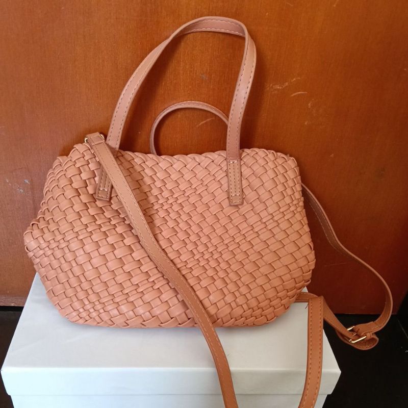 tas bottega