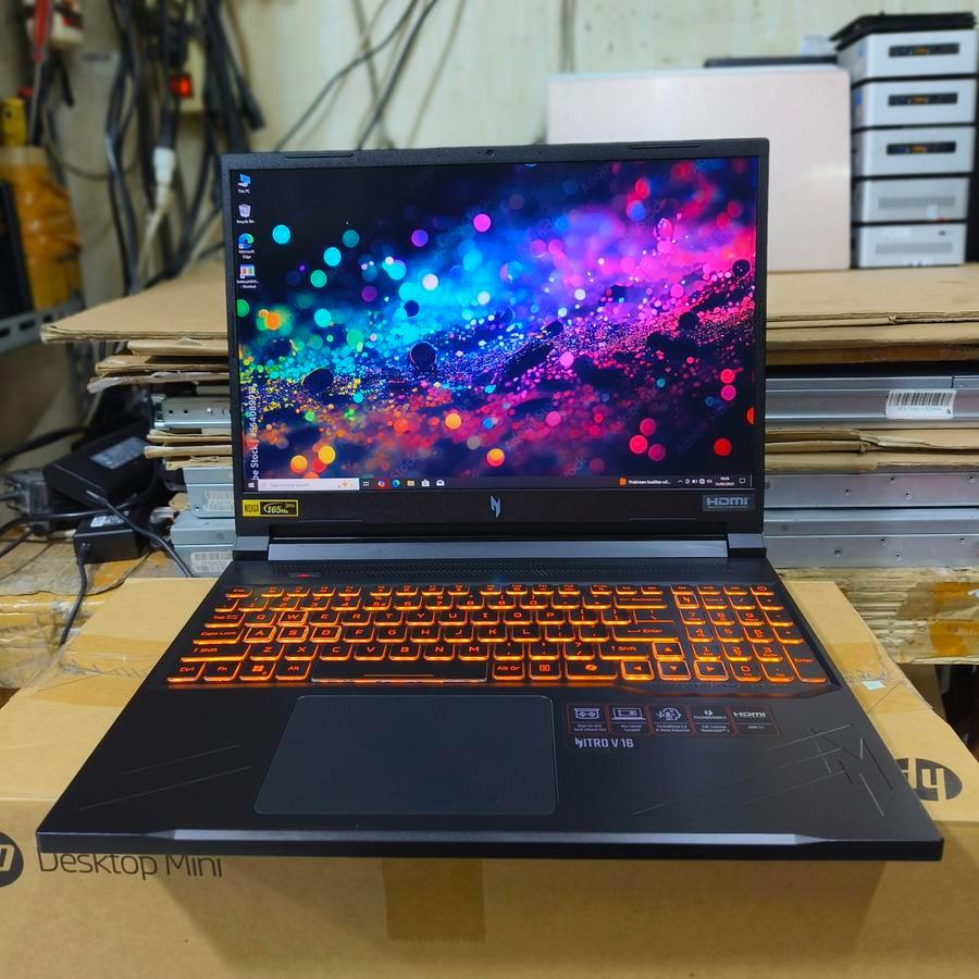 Acer Nitro V 16 ANV16-71 Laptop Gaming - Intel i7, RTX 4050, 16GB RAM, 512GB SSD, Hitam