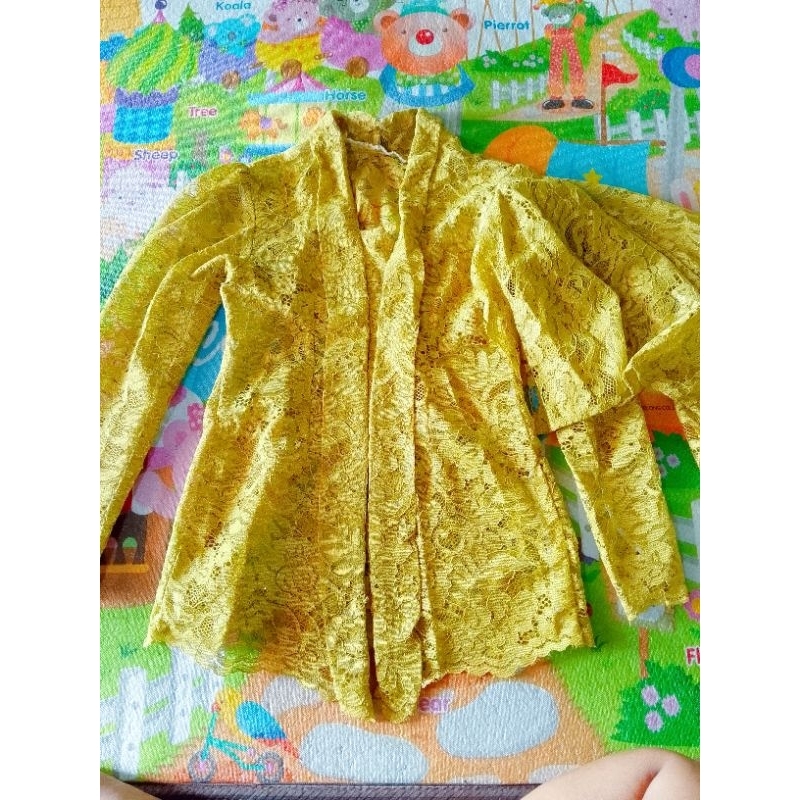 Kebaya kutubaru modern warna lemon