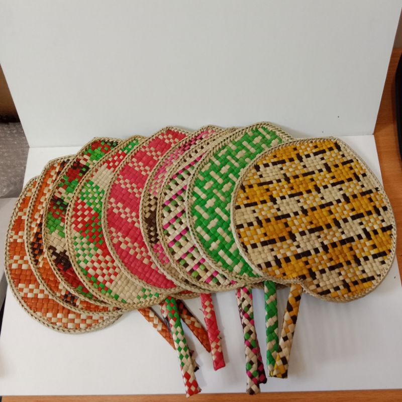 Kipas anyaman pandan / Kipas padan / Kipas pandan love / Kipas pandan love besar / Kipas pandan love