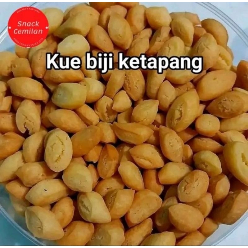 

BIJI KETAPANG 1KG (1000GR) GURIH RENYAH - SNACK CEMILAN - PUSAT OLEH-OLEH - HAMPERS