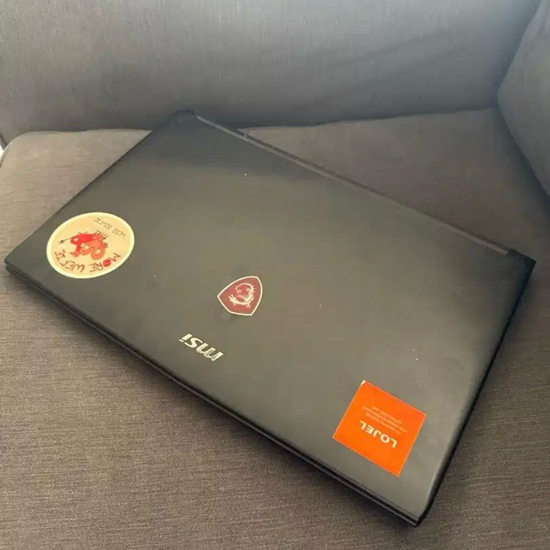 Laptop MSI GL62M-7REX bonus mouse