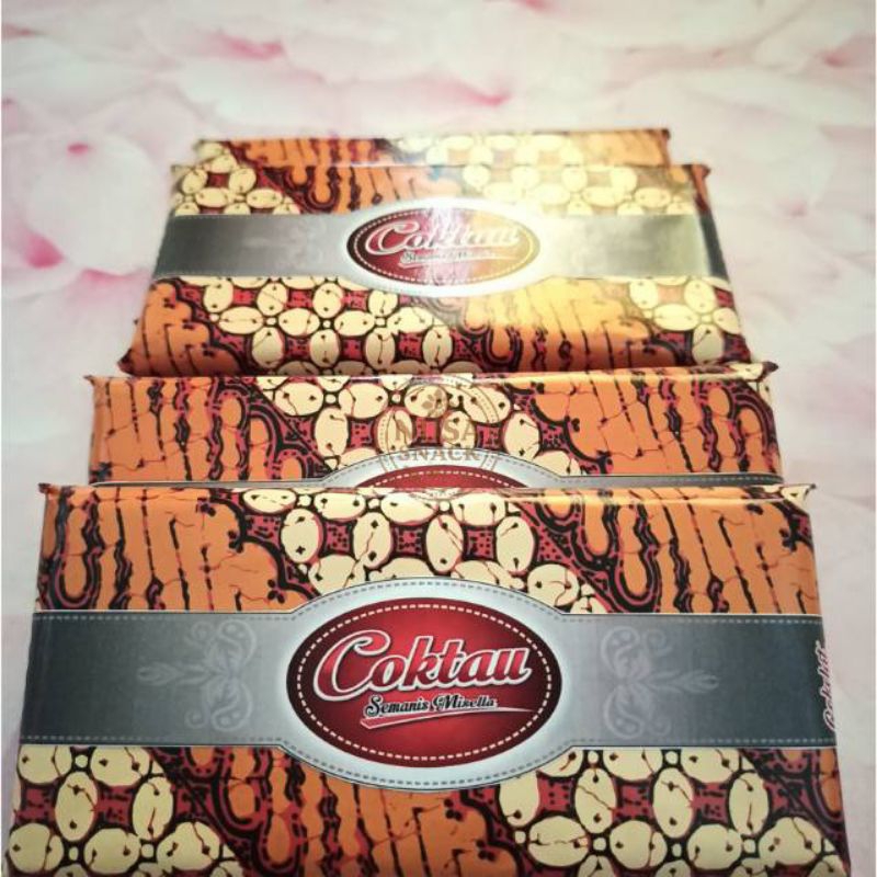 

Cokelat Isi Tahu Crispy Berat 80 Gram