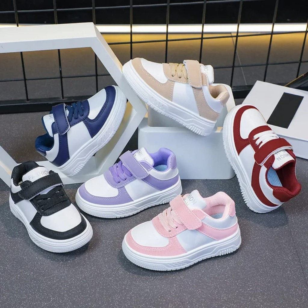 Sepatu Anak Sport Laki Laki Dan Perempuan Anti Licin Usia 1 - 3 Tahun Sepatu Anak Terbaru Sport