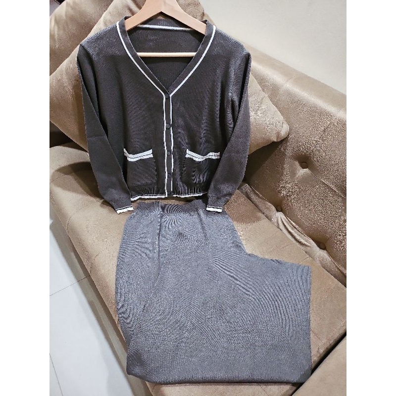 Cardigan Set Rok Soft Knit Bangkok New