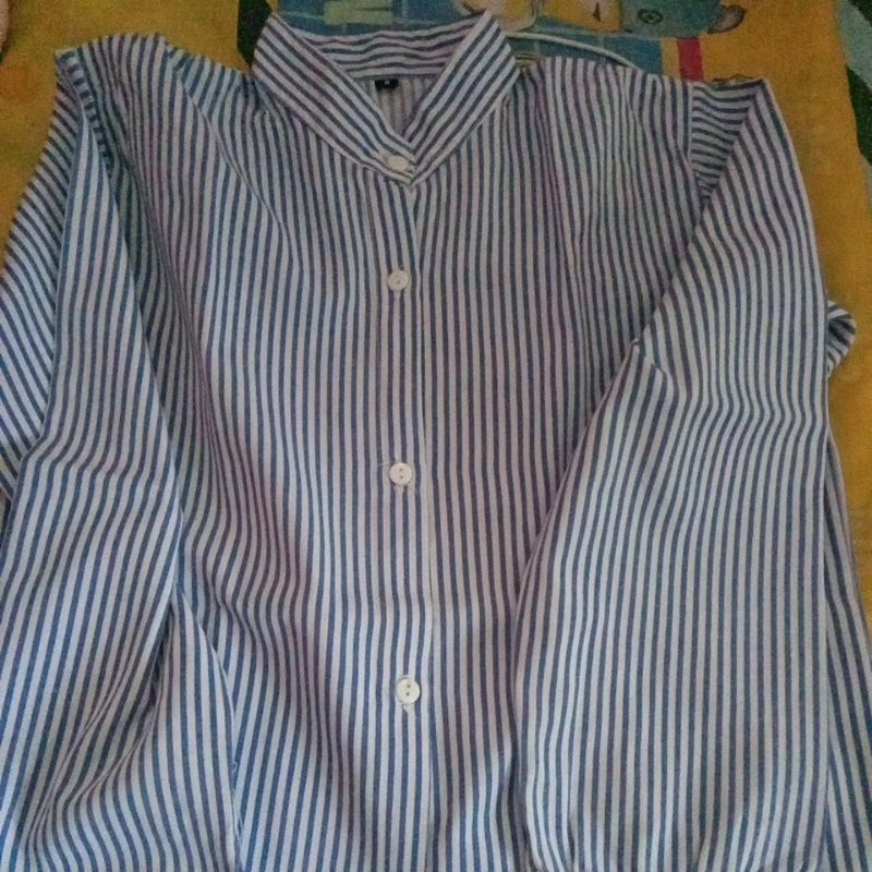 Kemeja Salur Biru