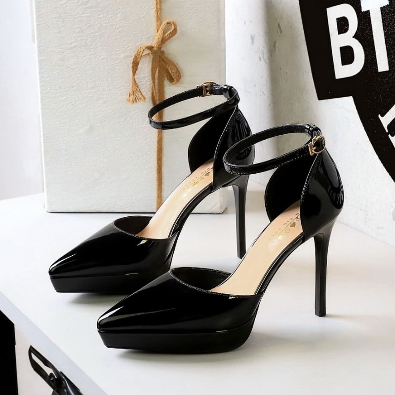 2331 Open PO Sepatu Bigtree Heels Wanita