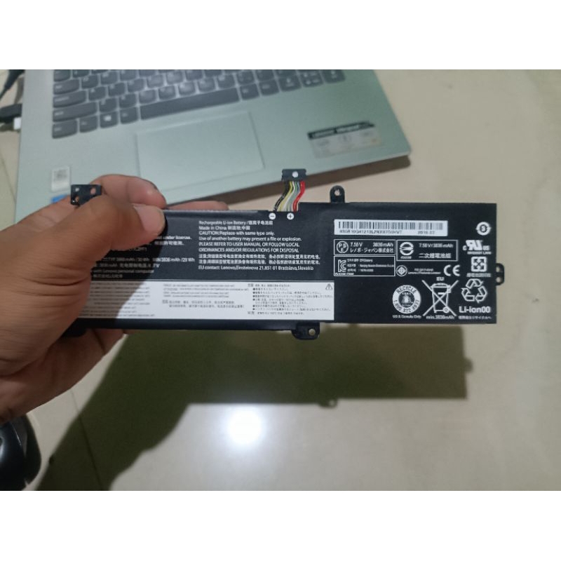 Baterai laptop lenovo ideapad 330 330-14igm normal awet