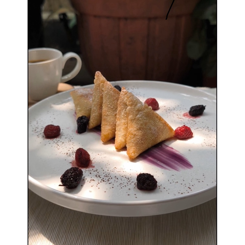 

RB Samosa Cheese Berry isi 6 danyafoodie