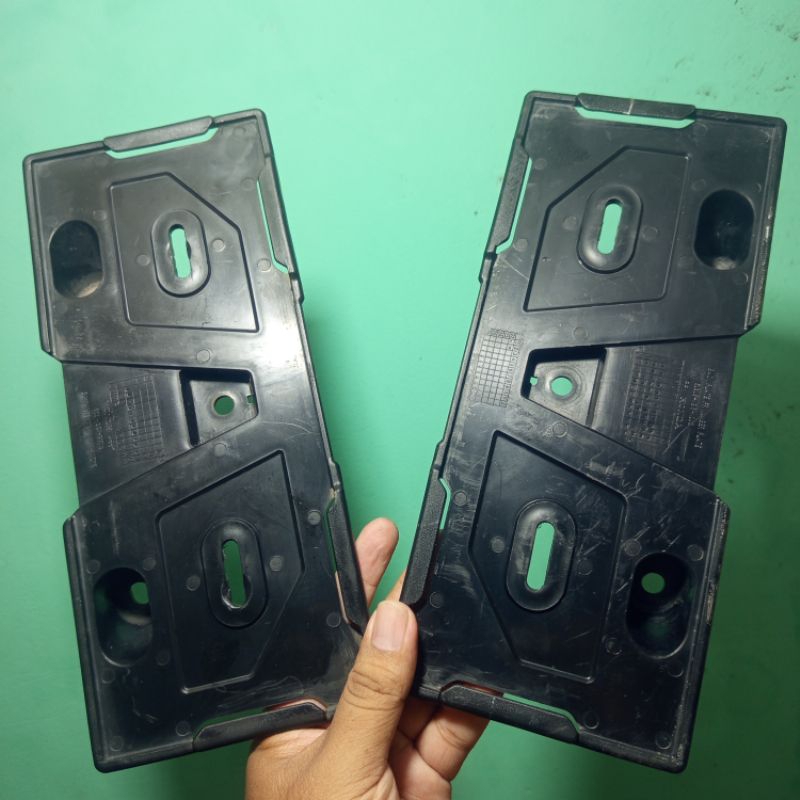 Bracket / Dudukan Plat Nomor / Back Plate Fr Number PCX 150 / PCX 160 61316K36N10