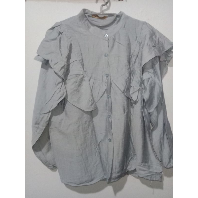 blouse baby blue