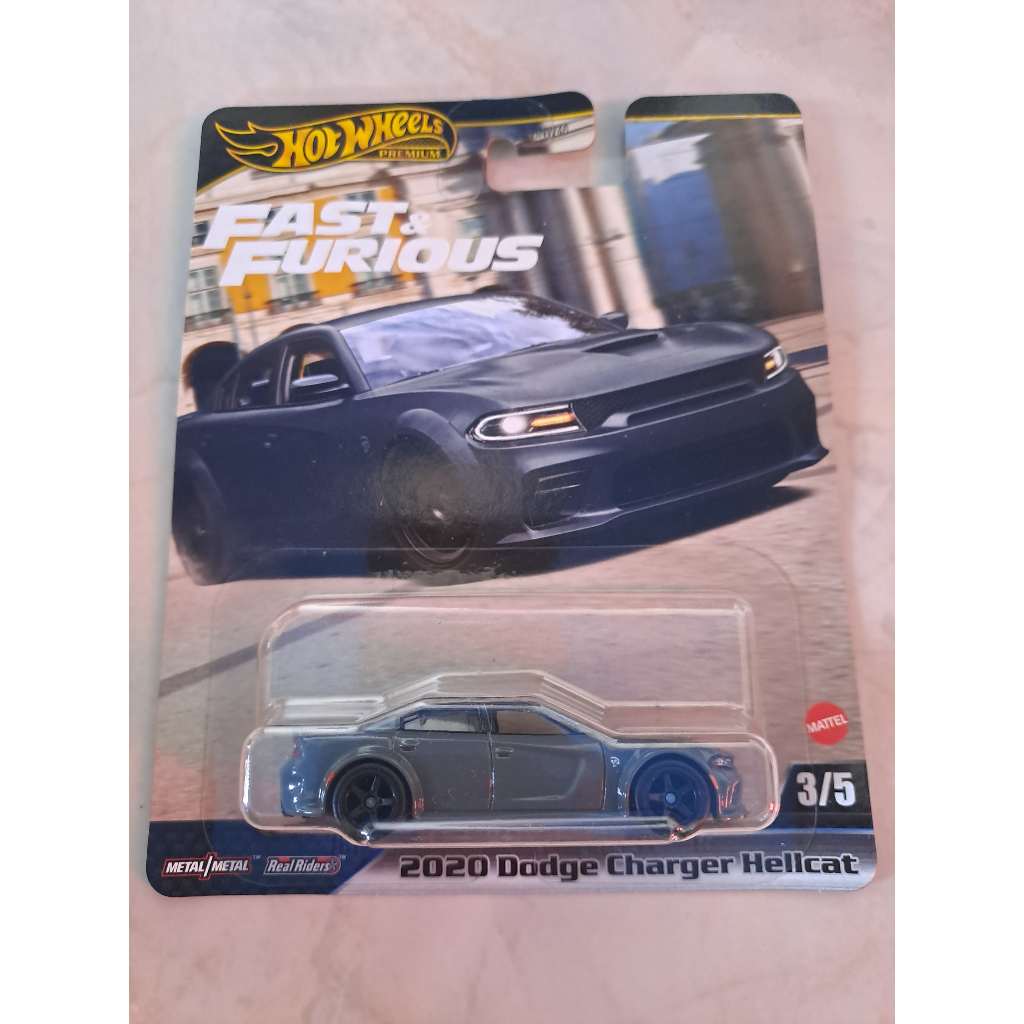 HotWheels Premium Dodge Charger Hellcat 2020 Fast and Furious