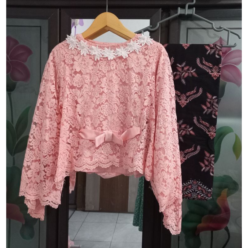 Preloved Set Kebaya